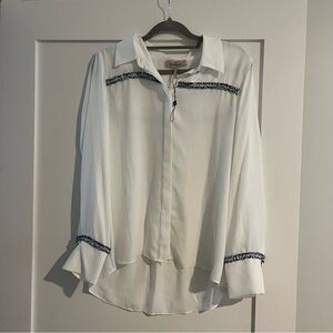 BCBGeneration New Without Tags White Button Down Blouse Size Large